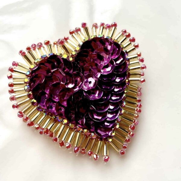 Prendedor Bordado Corazón Amanda - Imagen 7